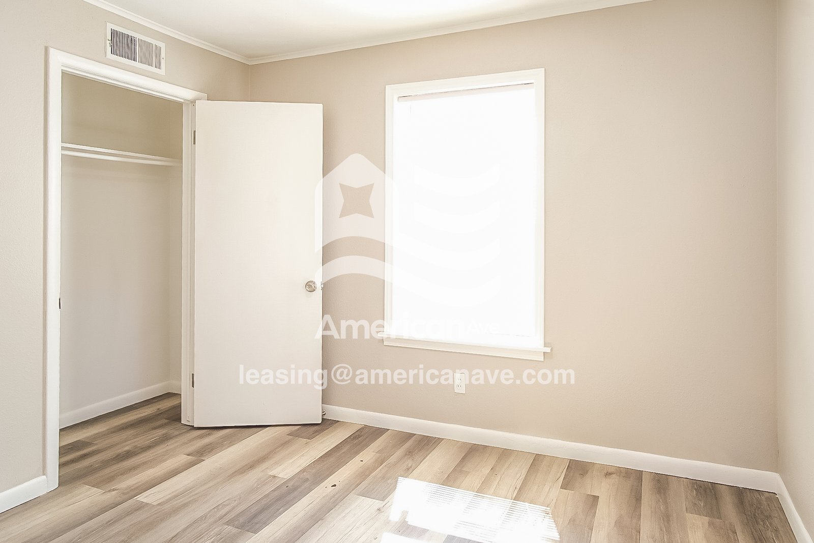 Building Photo - 4204 N Frankfort Ave