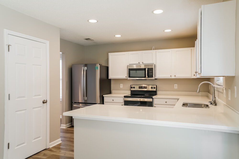 Building Photo - 7624 Brighton Village Dr