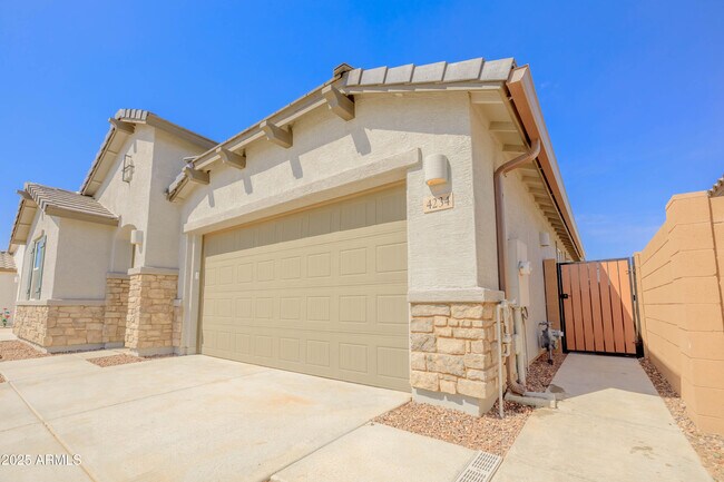 Building Photo - 4234 Enmark Dr