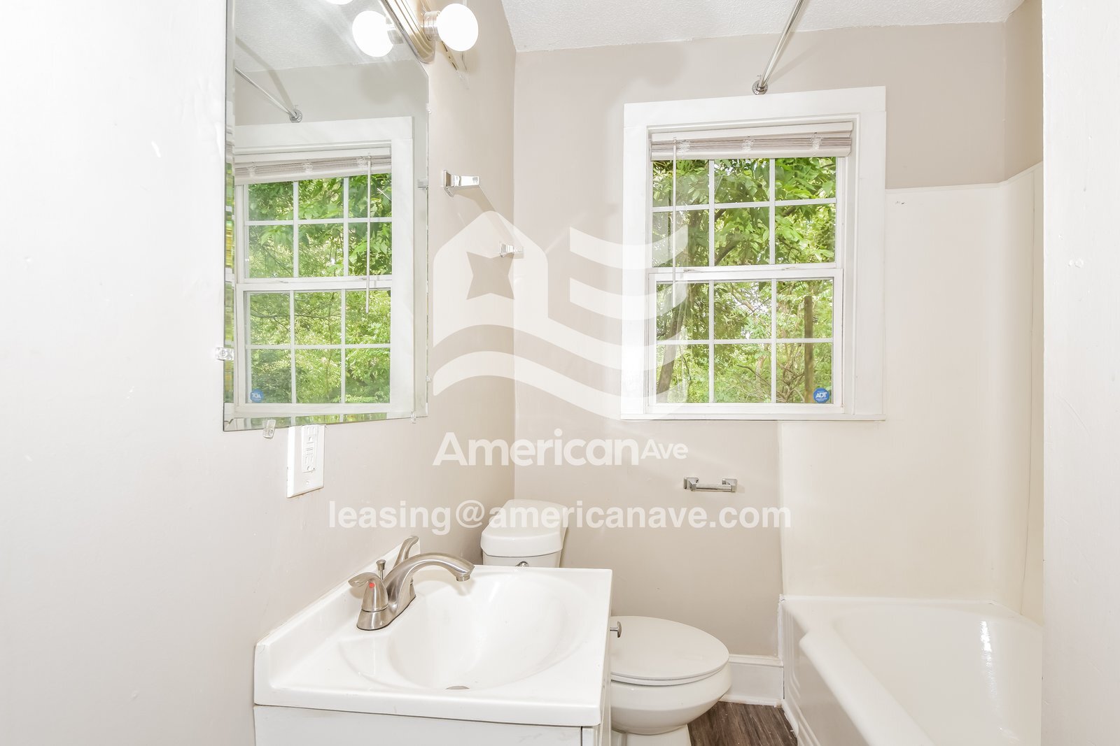 Building Photo - 4304 Windemere Ave