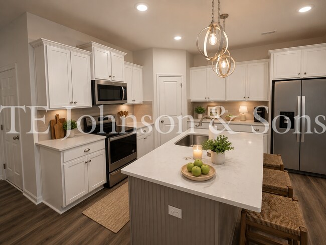 Building Photo - 223 Latrobe Ln