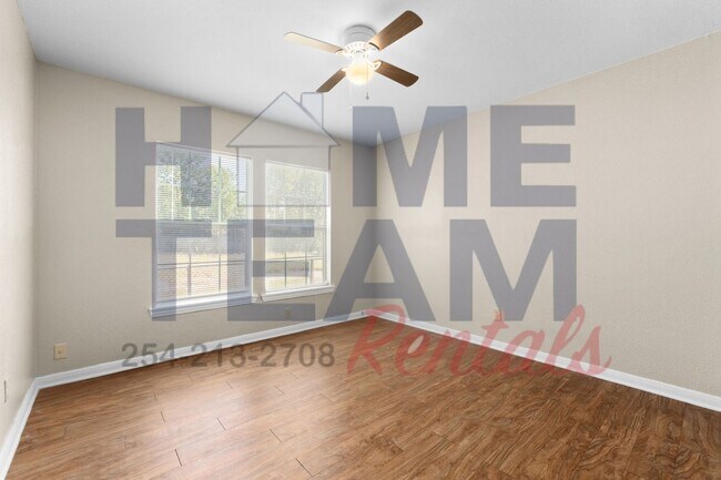 Building Photo - 2007 Elkins Ave