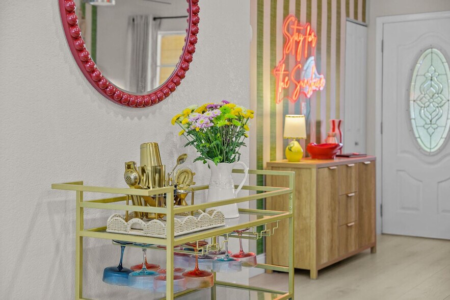 Building Photo - 7957 CottonWoode Dr