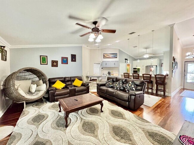 Building Photo - 13035 Royal George Ave