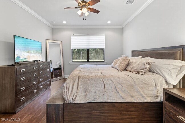 Building Photo - 16133 Camden Lakes Cir