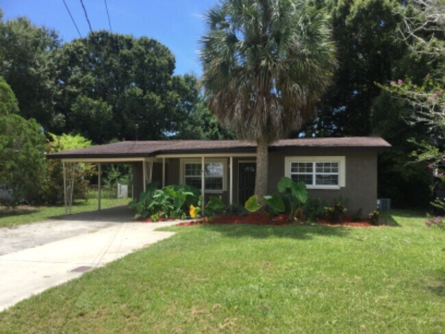 Building Photo - 10924 124th Ave N