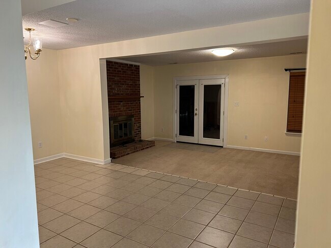 Building Photo - 4210 Whistler Ct