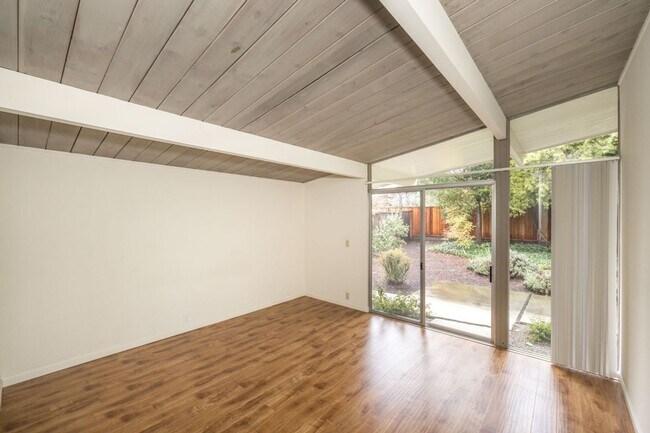 Building Photo - Wonderful Atrium Eichler in the Heart of Greenmeadow