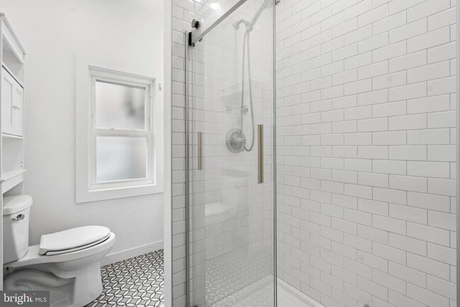 Building Photo - 508 Station Ave