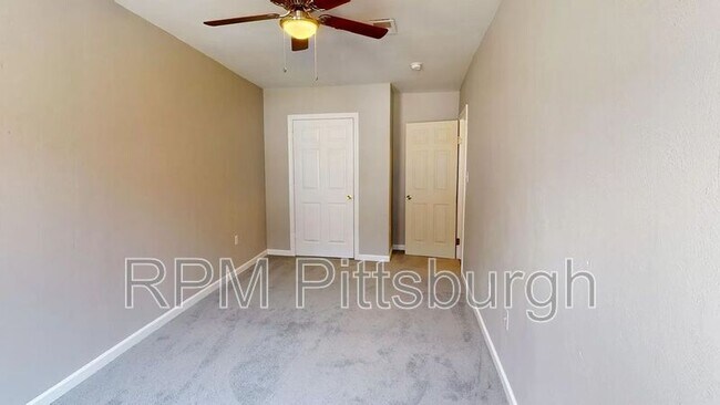 Building Photo - 2824 Salisbury St