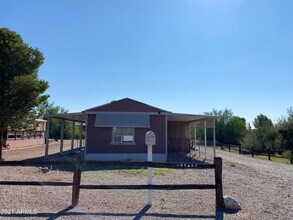 Building Photo - Nice Home in Wittmann
