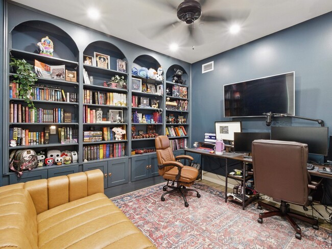 Building Photo - 391 Palisade Ave