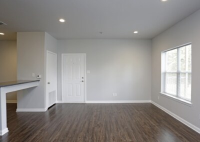 Building Photo - 616 City Ctr Wy