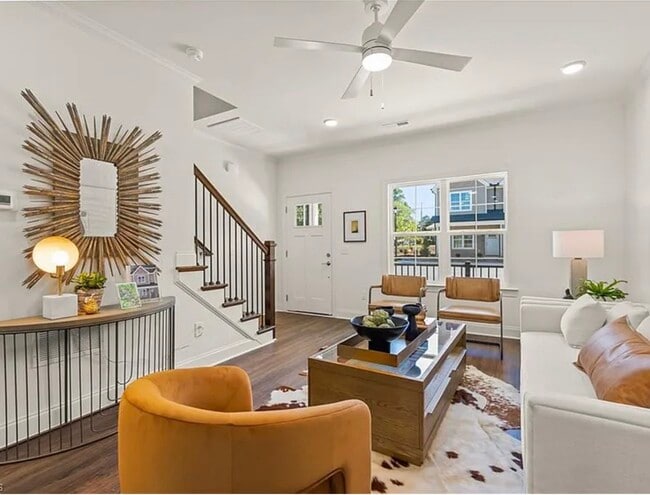 Building Photo - Rockspring East