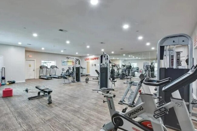 Building Photo - 2101 Burton Dr