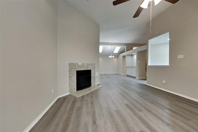 Building Photo - 12907 Stancliff Oaks St