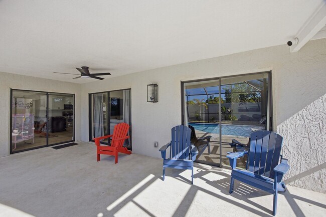 Building Photo - Pool Home