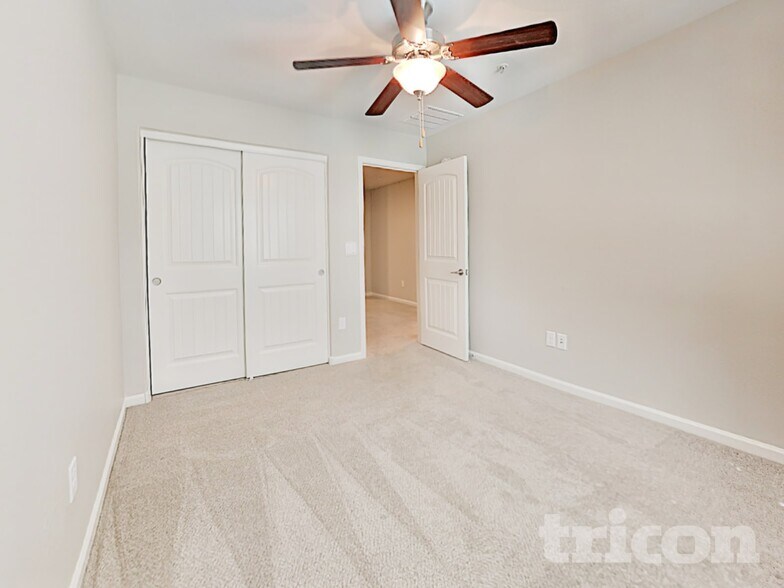 Building Photo - 29149 N 125th Dr