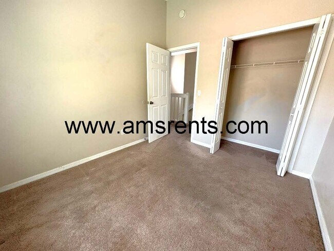 Building Photo - 2404 Condado Ct