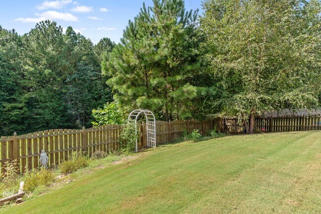 Building Photo - Gorgeous Wake Forest Home!