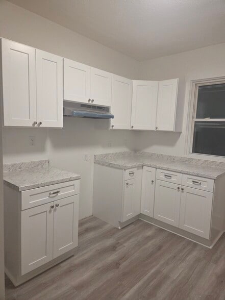 Kitchen - New Appliances - 467 Maplewood Ave