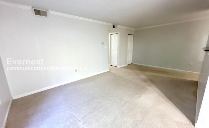 Building Photo - 15522 Horseshoe Ln