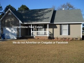 Building Photo - 5012 Shimmer Dr