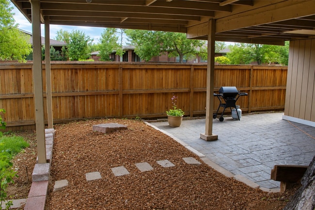 Building Photo - Denver Home Near Observatory Park, DU & Cherry Creek, Cozy Fireplace, & Finished Basement!