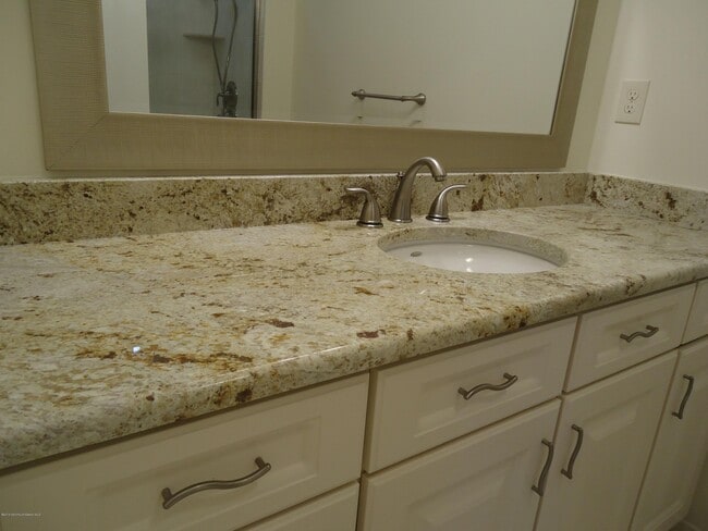 Building Photo - 142 Cross Slope Ct