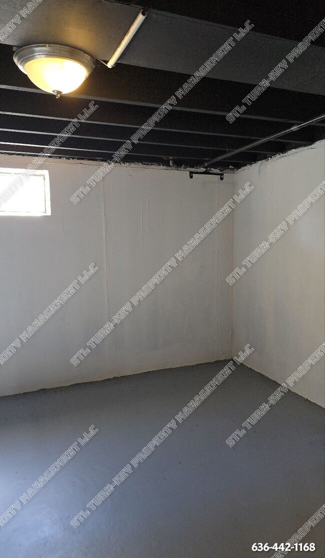 Building Photo - 9414 Altonwood Dr