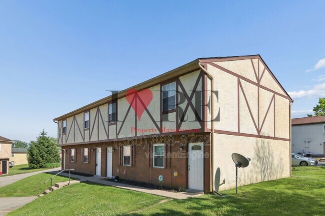 Building Photo - 2608 Christine Blvd
