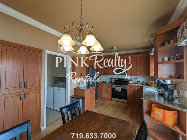 Building Photo - 7845 Silver Maple Ln