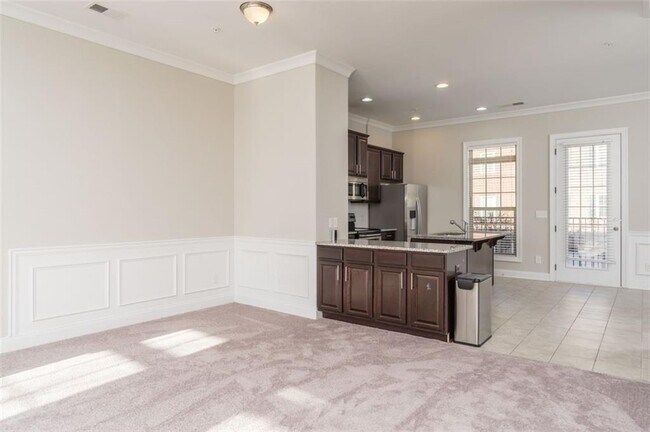 Building Photo - 2256 Tenor Ln