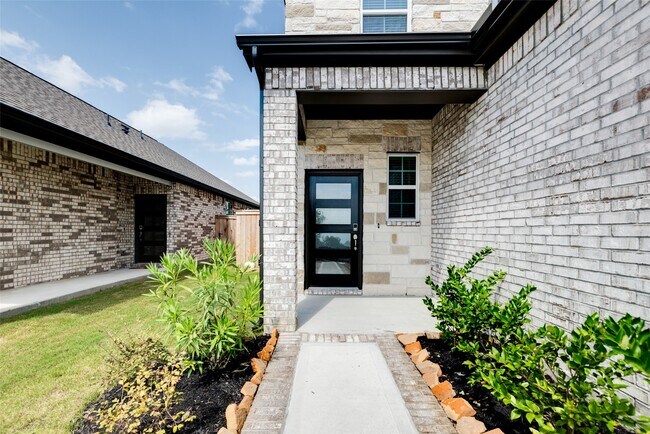 Building Photo - 12534 Nueces River Dr