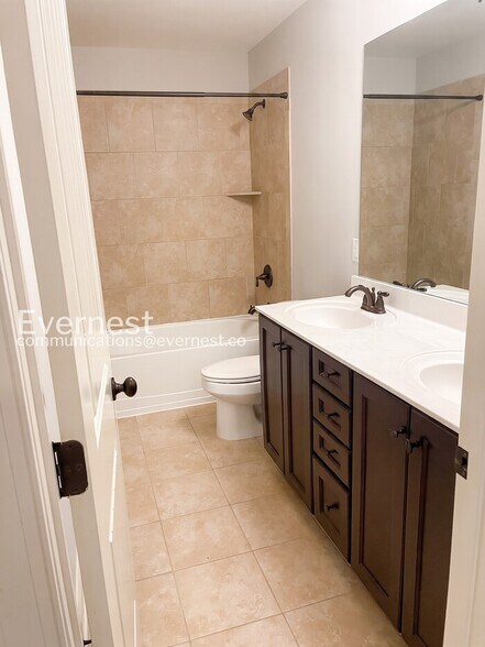 Building Photo - 4208 Stone Hall Blvd