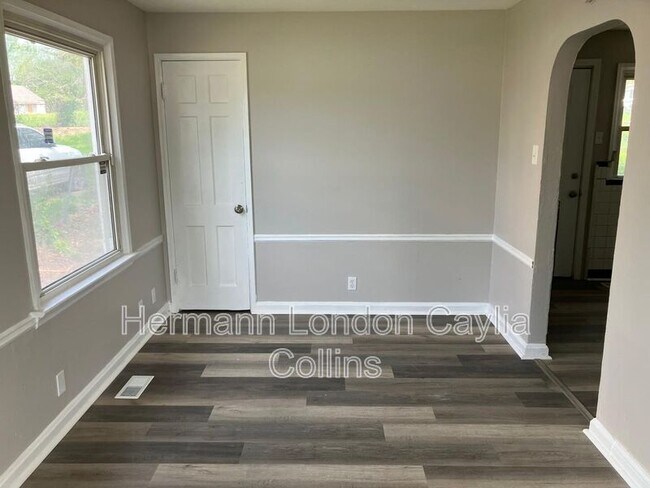 Building Photo - 6132 Eaton Dr
