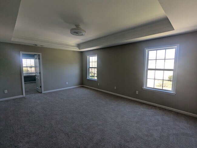 Building Photo - Harrisburg with Large Fenced-In Yard, Small Private Pool/Spa and Putting Green