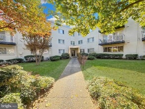 Building Photo - 1005 Chillum Rd