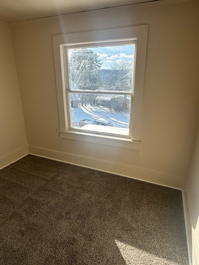 Building Photo - 1512 Woodmont Ave