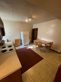 Building Photo - Mt. Washington 2bed/1bath!!!