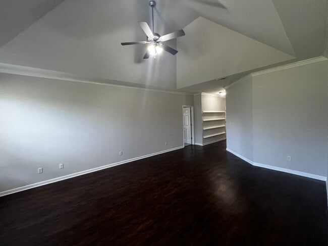 Building Photo - Coming Soon- Available August 3, 2025. Moody’s Avalon Subdivision 3 BR / 2  Bath