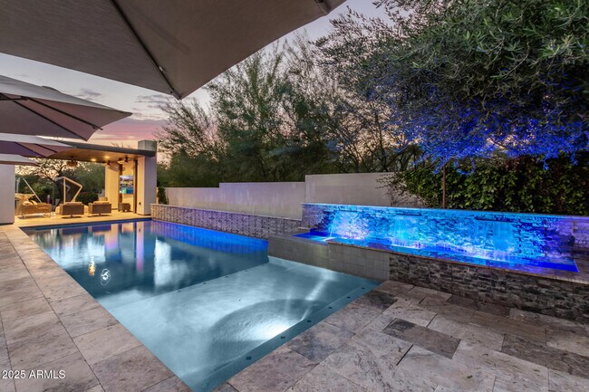 Building Photo - 6636 N 48th St