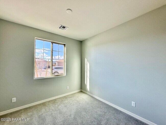 Building Photo - 7701 E Fieldstone Dr