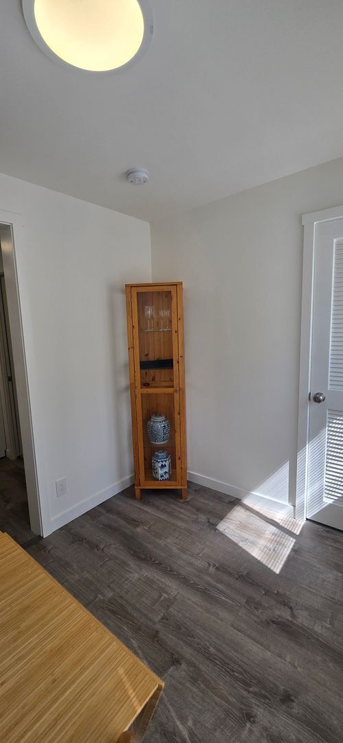 Building Photo - Furnished Listing-213 West 12th St., Port Angeles, WA 98362