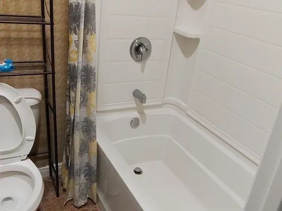 Building Photo - "Spacious 4-Bed Oasis with Fireplace in Twentynine Palms – Perfect for Cozy Living!"
