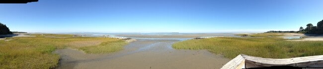Building Photo - Beach Access, Bike Rides, Coastal Comfort.