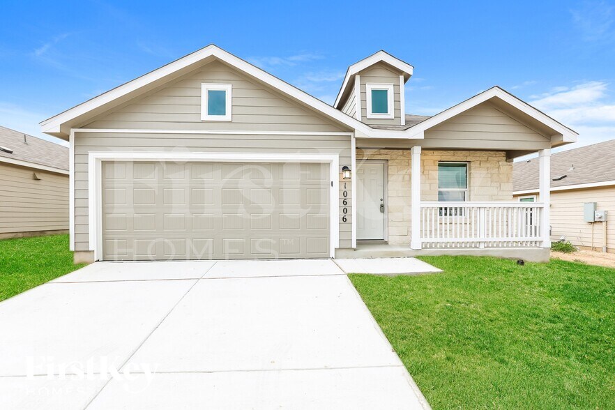 Building Photo - 10606 Pablo Way