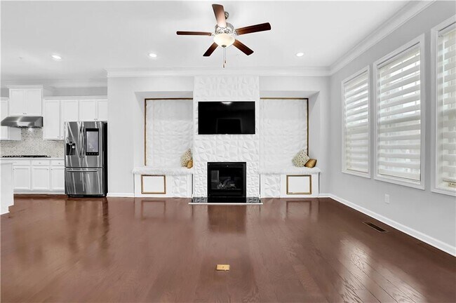 Building Photo - 724 Topsail Ln