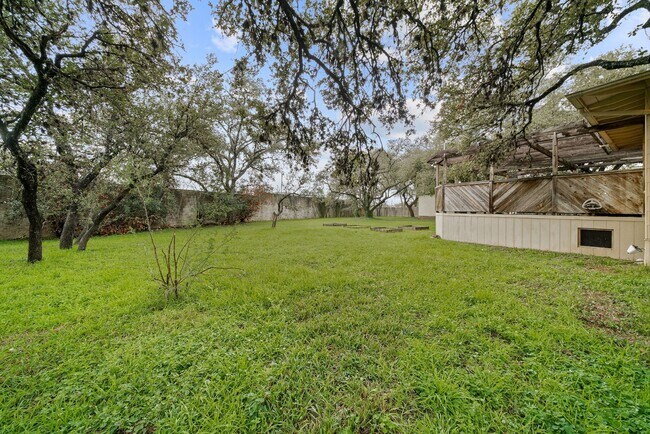 Building Photo - 2BED, 2BATH HOLLYWOOD PARK