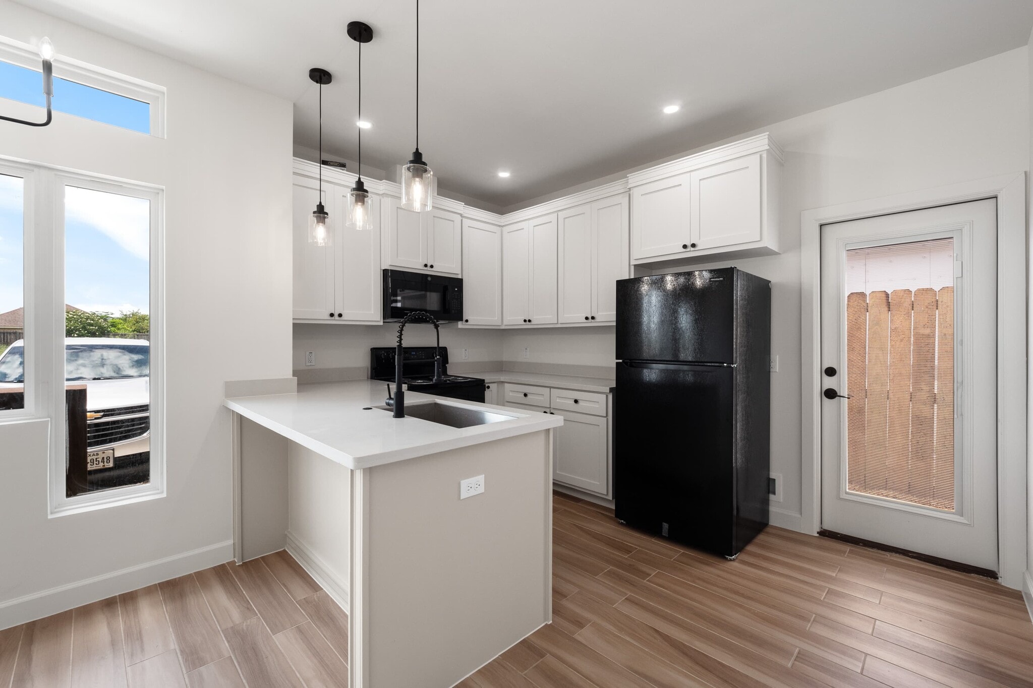 Kitchen With Included Appliances - 3601 Hidalgo Cir